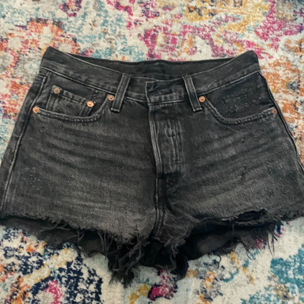 Levi 501 black shorts